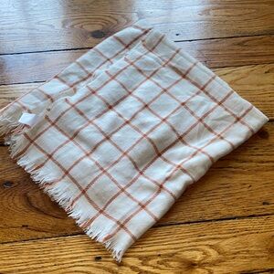 Cozy Plaid scarf - Cream and Orange